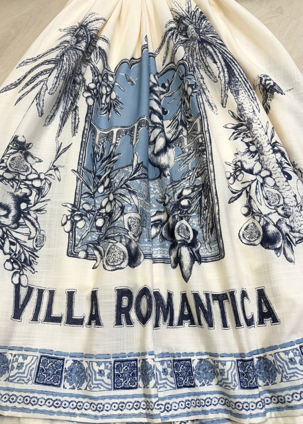 Villa Romántica Maxi Dress - Couple Boutiques