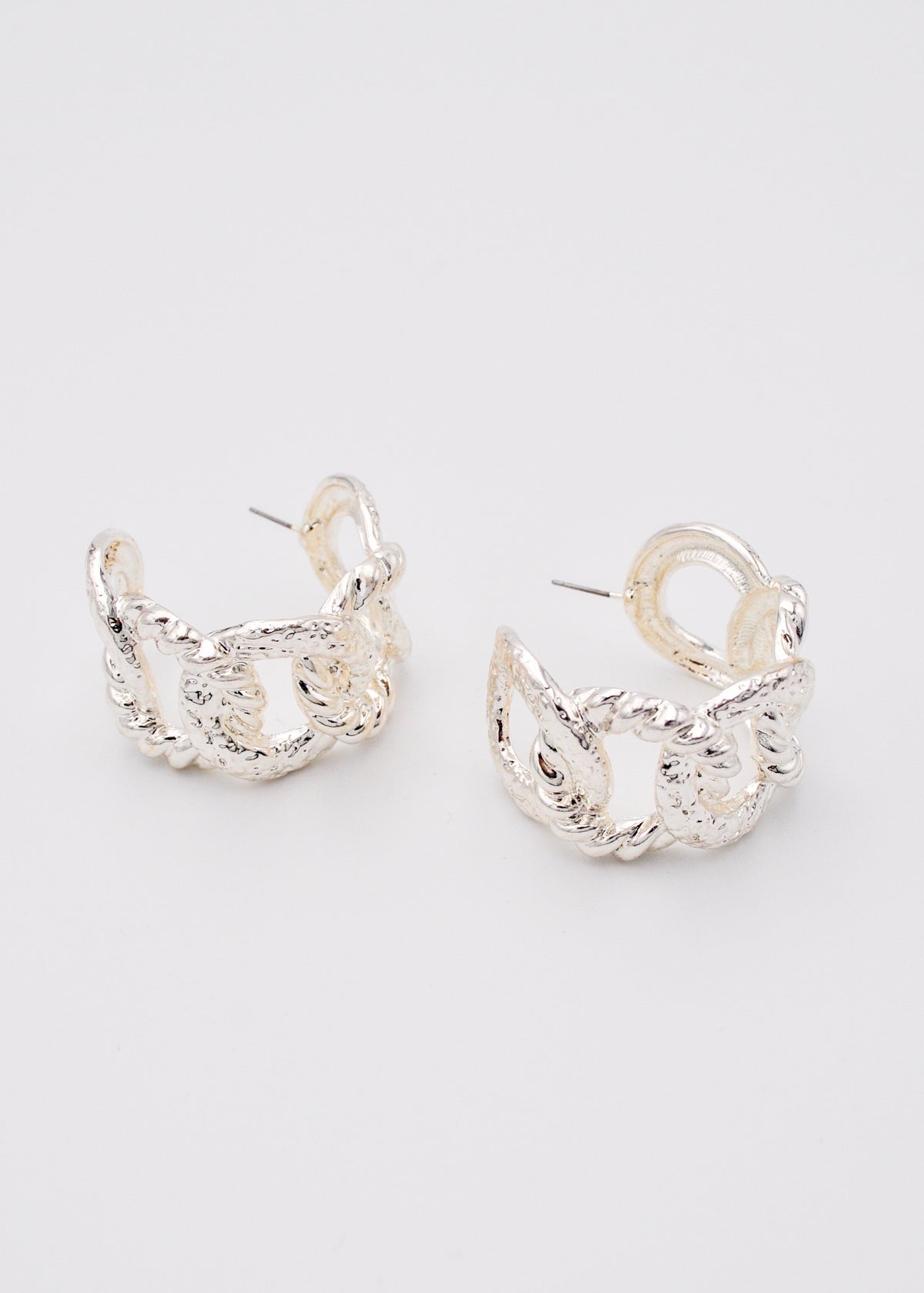 Weekend Essentials Earring - Couple Boutiques
